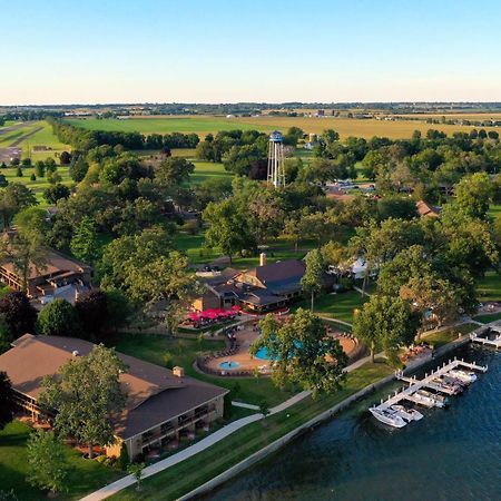 Lake Lawn Resort Delavan Extérieur photo